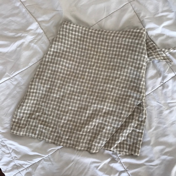 Linen gingham wrap - Picture 3 of 8